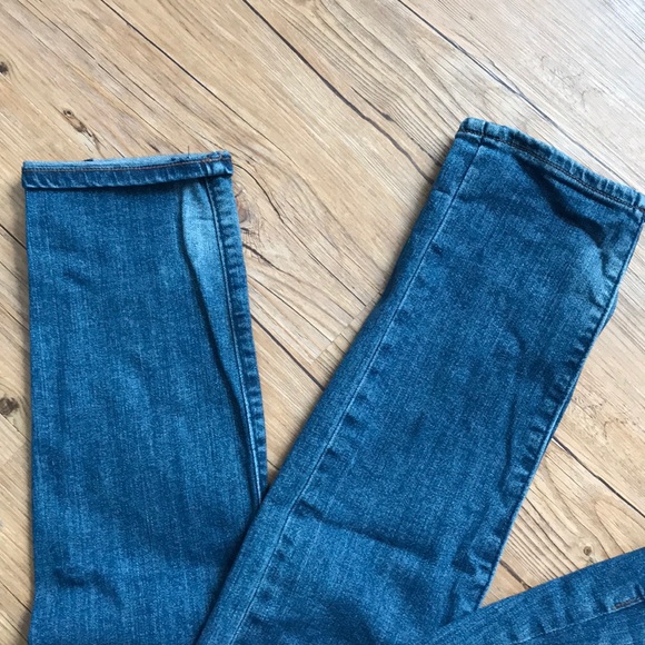 Ann Taylor Loft jeans - Picture 3 of 5